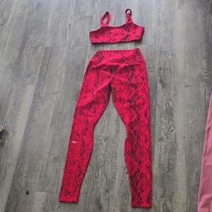 ALO Yoga Red Snake Print Set